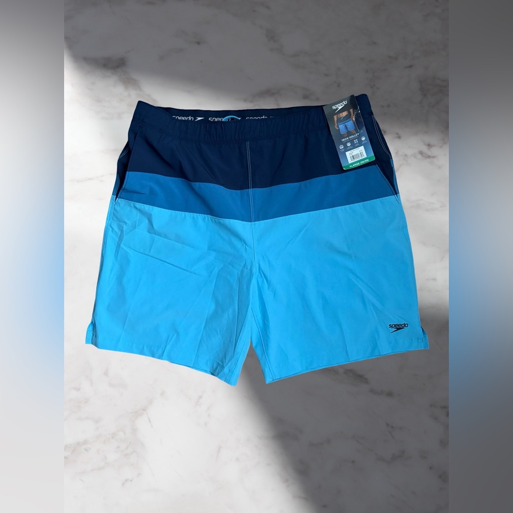 Speedo Men's Swim Short Color Blue Size XL. Perfect for summer or vacation